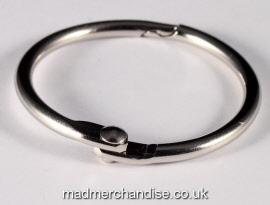 Mad Merchandise Hinged Ring