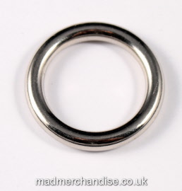 Mad Merchandise Cast Ring